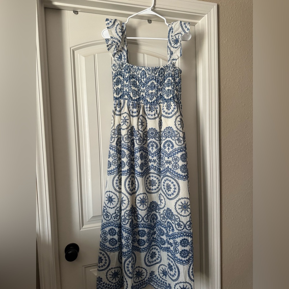Pretty White and blue dress